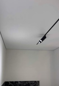 Натяжной потолок коридор-кухня-гостиная