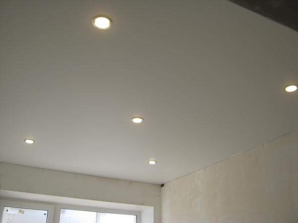 Фотографии матовых потолков